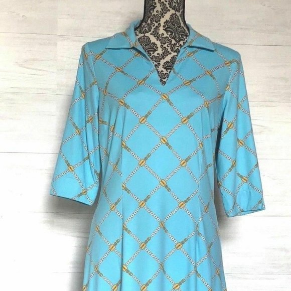 J. McLaughlin Dresses & Skirts - J. McLaughlin Size Medium V neck Collar Sheath Str